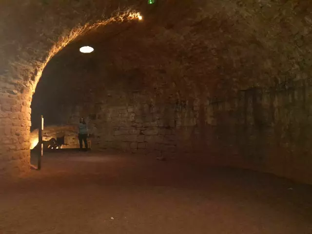 In den Katakomben des Batterieturms | Foto: Irene Alberti