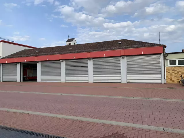Die Halle vom Feuerwehrhaus in 67117 Limburgerhof in der Jahnstraße 18 | Foto: Michael Sonnick