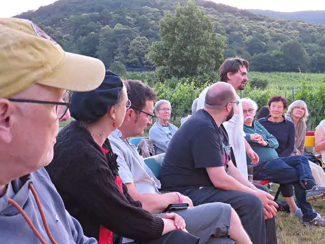 Auch mal mitten im Publikum | Foto: Brigitte Melder