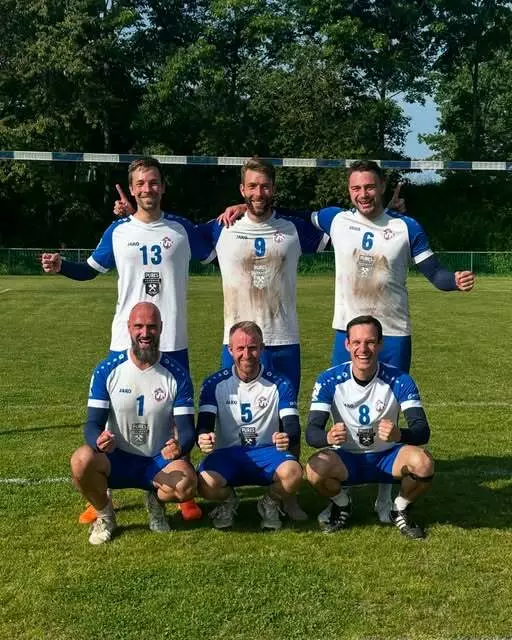 Männer in Waldrennach | Foto: Wolfgang Neuberth