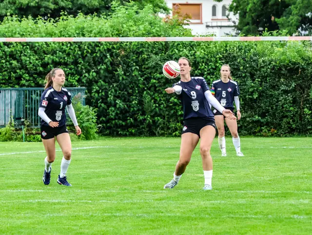 Marie Suzan Hodel beim Zuspiel  | Foto: Wolfgang Neuberth