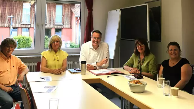 die BI im Gespräch mit Ministerpräsident Alexander Schweitzer | Foto: Nevill/gratis