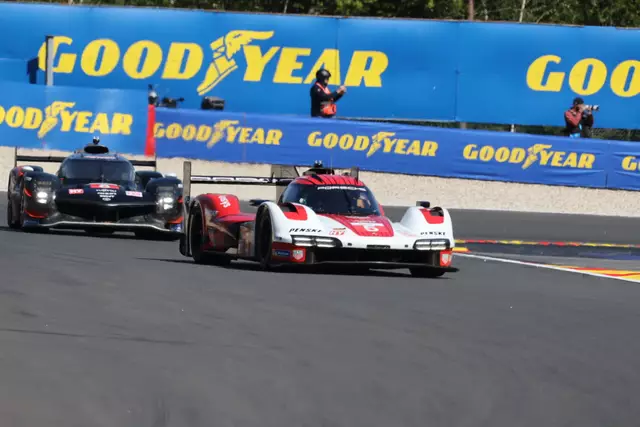 Der Penske Porsche #6 war das Auto dass den Ferraris nahezu ebenbürtig war | Foto: moto - foto
