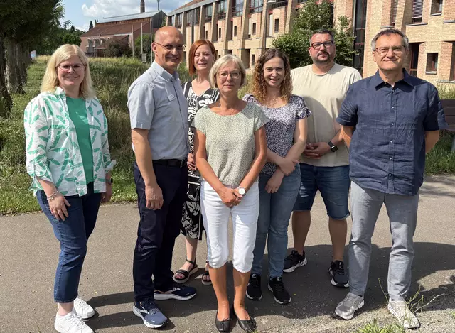 Von links nach rechts: Ulrike Ehmer (Zentralabteilung), Bürgermeister Karl Dieter Wünstel, Sibylle Glittenberg (Personalreferentin), Sonja Wollherr, Sarah Trevisan (Zentralabteilung), Stefan Sindermann (Personalrat), Norbert Bauer (stv. Leitung Fachbereich Zentrale Dienste) | Foto: VG Jockgrim
