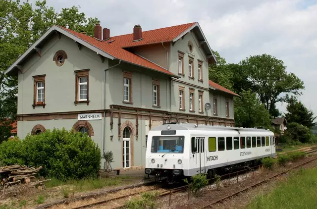 Das Unternehmen HITACHI befuhr mit einem Triebwagen der Bauart NE 81 die Strecke, um sie auf ihre digitale Bahnfunk-Versorgung (GSMR) zu überprüfen | Foto: Förderverein Eistalbahn e.V.