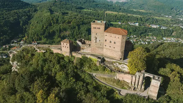 Trifels Drohnenaufnahme | Foto: GDKE, E. Fischer
