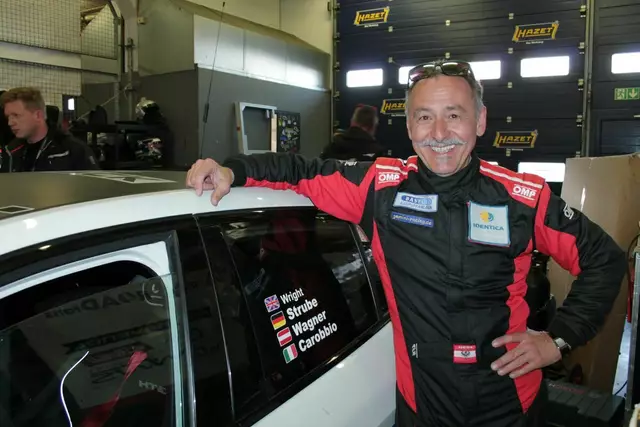 Rennfahrer Bernhard Wagner feiert seinen Geburtstag beim 24-Stunden-Rennen in der Eifel | Foto: Michael Sonnick