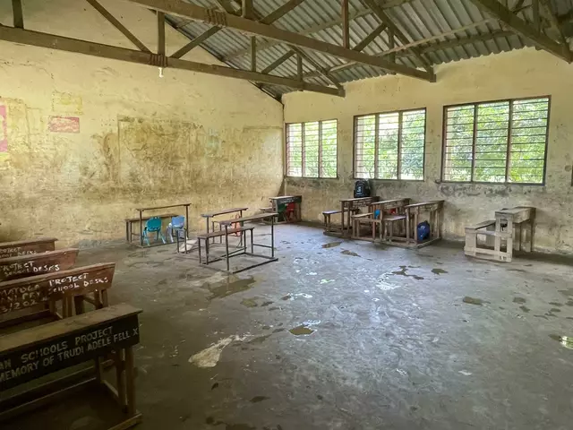 An der Schule in Magombani (Kenia) sollen zwei neue Schulsäle gebaut werden. Die Hauensteiner „Aktion Afrika“ will die Schulmöbel finanzieren und ruft deshalb zur Spendenaktion „Eine Schulbank für Magombani“ auf. | Foto: Aktion Afrika