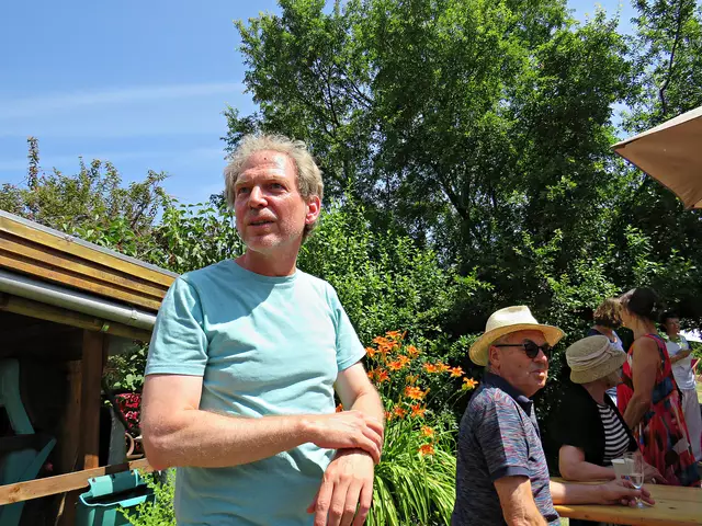 Blick auf die Uhr, Zeit für ins Paradies | Foto: Brigitte Melder