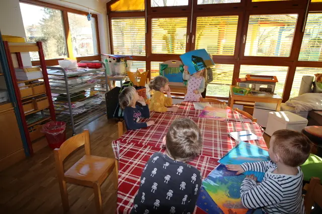 Vorführung besprechen &amp; Aufgabenverteilung unter der Moderation von Holly &amp; Hannah | Foto: Nicole Peschke