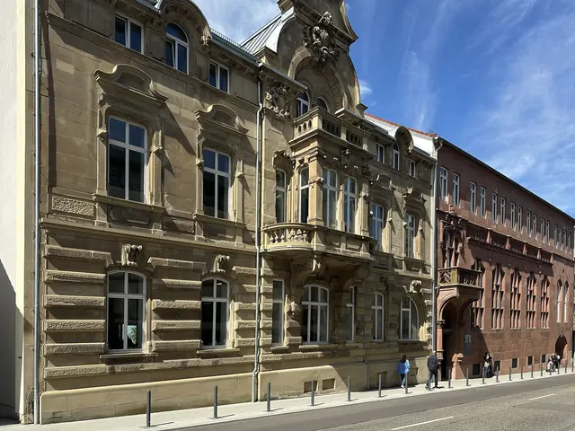 Generalsanierung und Erweiterung Landgraf Ludwig Realschule plus in Pirmasens | Foto: Architekturbüro Knauth Architekten, Landau; Architekten Becker, Neustadt