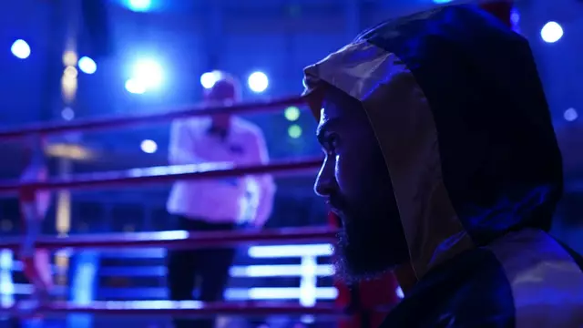 Samet Sentürk - ein Germersheimer schreibt Boxgeschichte | Foto: Izzet Karaarslan - Blackliongraphy/gratis