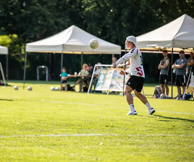 "unser ehemaliger Felix Klassen" | Foto: Wolfgang Neuberth