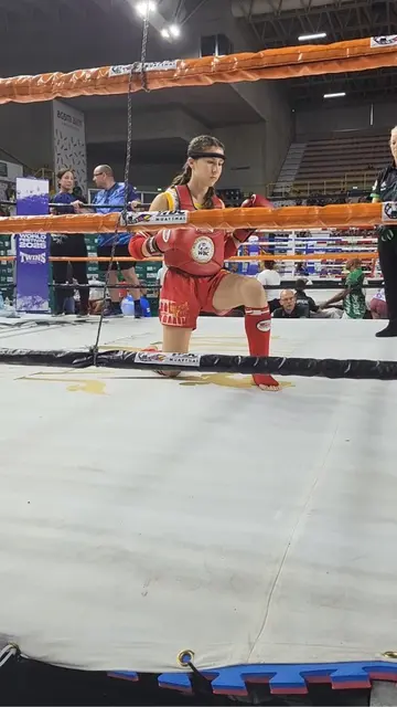 Alesya beim Wai Kru (Vortanz) | Foto: VIKINGS MUAY THAI e.V.