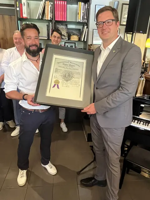 Präsidentenübergabe beim Lions Club Donnersberg e.V.  | Foto: Lions Club Donnersberg e.V. 