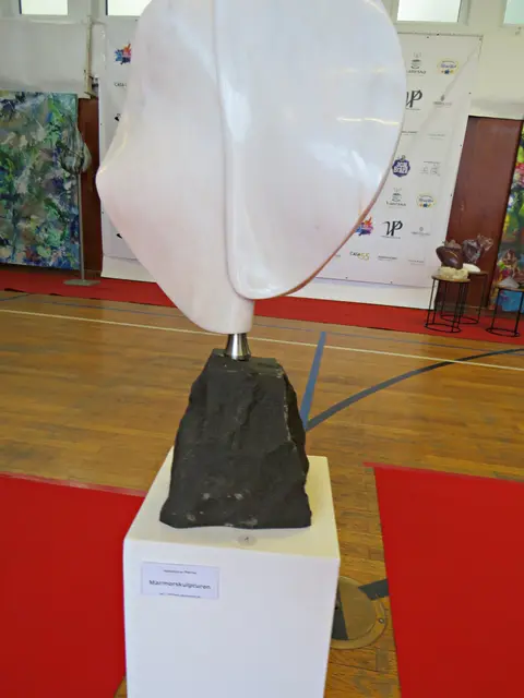 Marmorskulptur von Salvatore Perna | Foto: Brigitte Melder