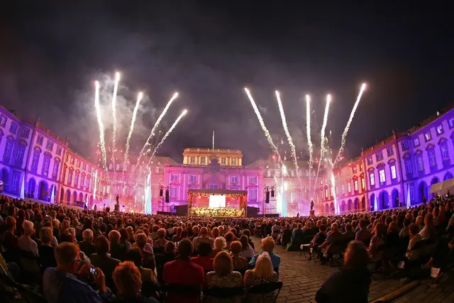 Schloss in Flammen Mannheim | Foto: Prosswitz-gr