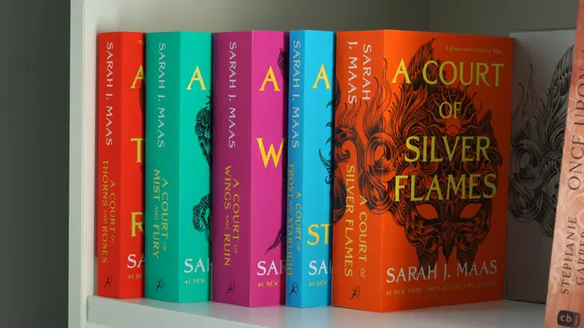 ACOTAR Band 6: Sarah J. Maas hat den ersten Entwurf fertiggestellt | Foto: Laura Braunbach