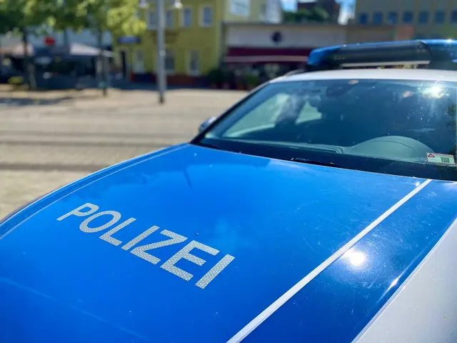 Wie der Halter des Fahrzeugs am späten Vormittag der Polizei meldete, hatte er das Kleinkraftrad im Innenhof einer Werkstatt abgestellt | Foto: Kim Rileit