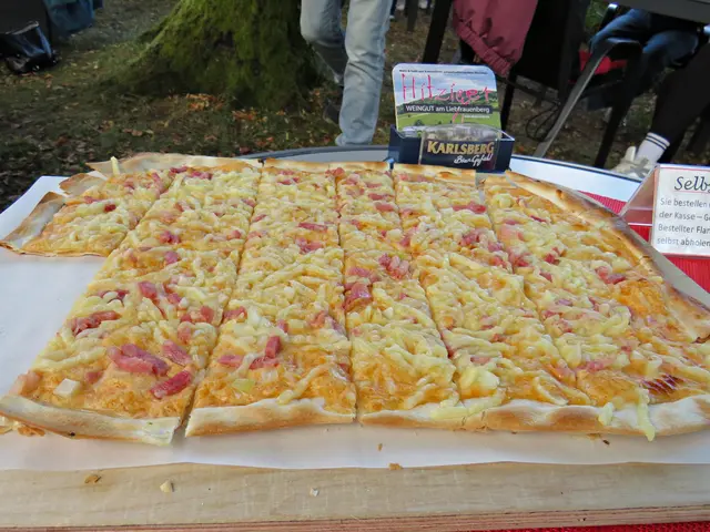 Wenn man schon mal da ist, den Special-Flammkuchen probiert | Foto: Brigitte Melder