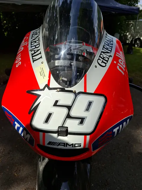 Die Ducati mit der Startnummer 69 von Nicky Hayden | Foto: Marcel Uhlmann
