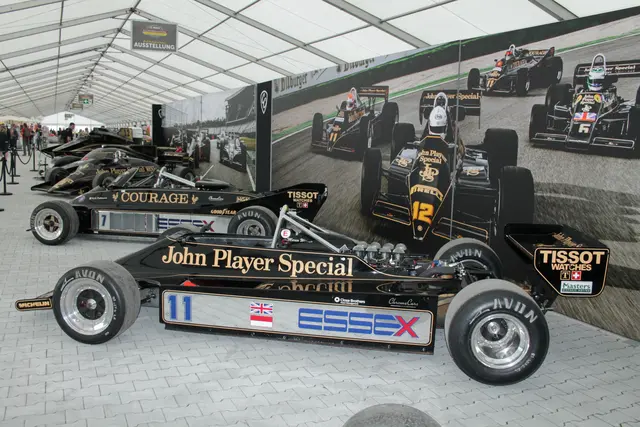 Die Formel 1-Autos von Lotus von der John-Player-Special-Black-and-Gold-Sammlung | Foto: Michael Sonnick