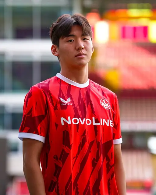 Jisoo Kim kommt auf Leihbasis vom FC Brentford zum FCK | Foto: 1. FC Kaiserslautern