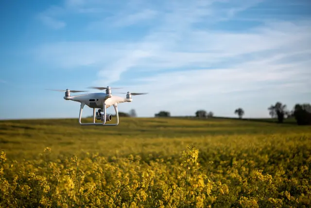 Drohnenflüge in Rheinland-Pfalz: Künftig Anträge digital stellen / Symbolbild | Foto: Stock87/stock.adobe.com