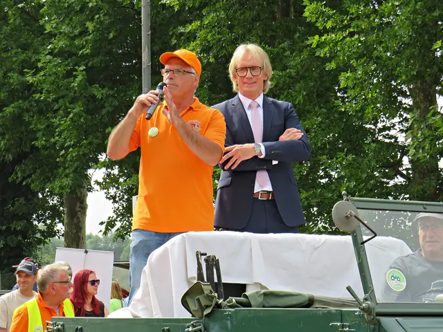 Hartmut Renner (Vorstand) und Stefan Veth (Verbandsbürgermeister) | Foto: Brigitte Melder