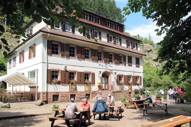 Es wird gefeiert: Das Naturfreundehaus Finsterbrunnertal veranstaltet wieder ein Schlagerfestival | Foto: Monika Klein