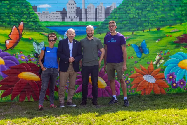 OB Christian Specht und das Künstler Team  | Foto: Wolfgang Neuberth