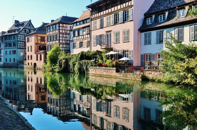 Auch ins Elsaß ist es von Speyer aus nicht weit | Foto: Franz Gerhard/stock.adobe.com