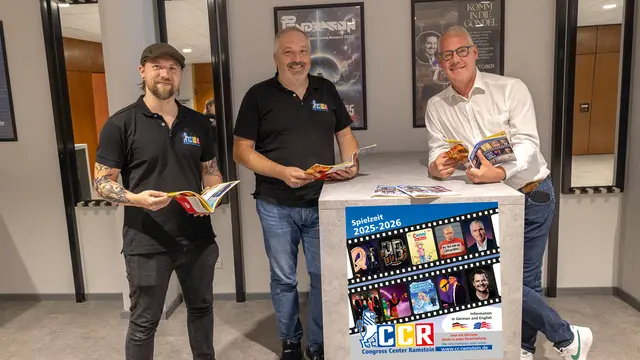 Bürgermeister Ralf Hechler, Geschäftsführer Andreas Guhmann und sein Stellvertreter Marco Stuppy (v.r.n.l.) stellten das neue Jahresprogramm vor. | Foto: Stefan Layes