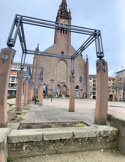 An der Lutherkirche | Foto: Max Heidger