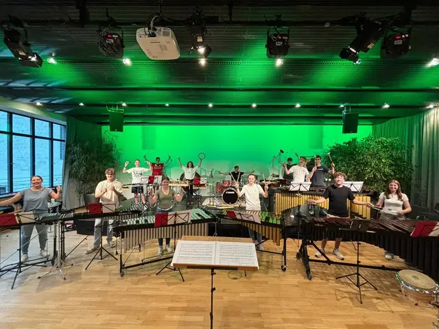 Sonntag, 12.10.2025 , 19:00 Uhr, Autohaus Morrkopf,
LandesJugend PercussionEnsemble BW:
Die jungen Schlagzeugtalente aus Baden-Württemberg begeistern das Publikum mit rhythmischen Highlights | Foto: LJPE