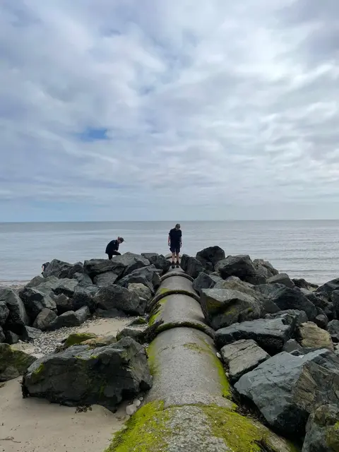 Der Wanderweg führt entlang der Küste | Foto: Emma Hoffmann