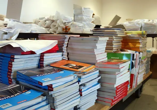 Schule - Schulbücher - Schulbuchausleihe | Foto: Gisela Böhmer