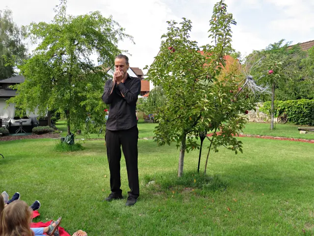 Achtung, noch eine Durchsage | Foto: Brigitte Melder