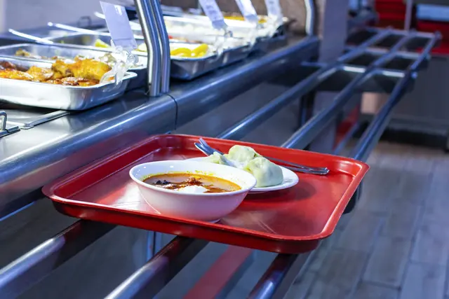 Schulessen in der VG Edenkoben gesichert | Foto: Torkhov/stock.adobe.com