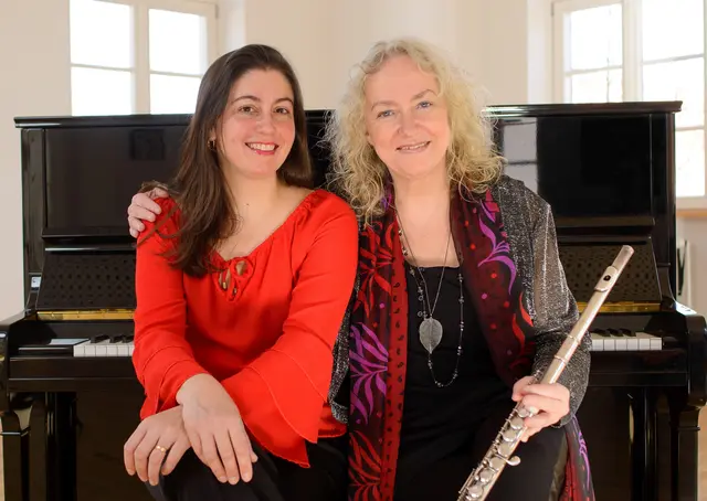 Heidrun Paulus (Flöte) und Naila Alvarenga Lahmann (Klavier)  | Foto: Bernd Paulus/gratis