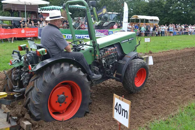 Traktor beim Schlepperpulling | Foto: Schlepperpulling Team Walsheim-Nußdorf e.V.