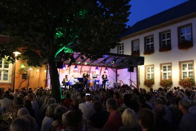 "Jazz im Rathaushof" - ein besonderer Dreiklang aus Musik, Ambiente und Gastlichkeit | Foto: Anke Illig