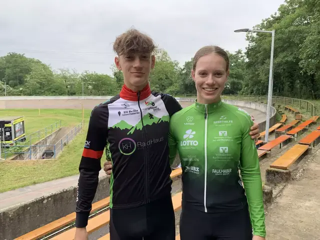 Paul Slosharek mit seiner Schwester Anne | Foto: Michael Sonnick