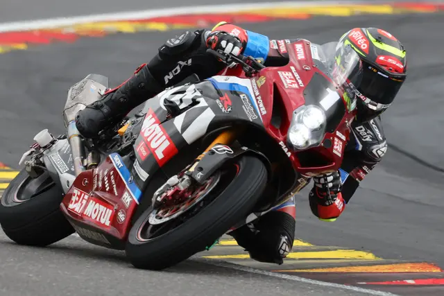 Starker 3. Platz für Black/Lintfood/Atsumi beim 8 Stundenrennen von Suzuka | Foto: moto - foto ( Reuschel )