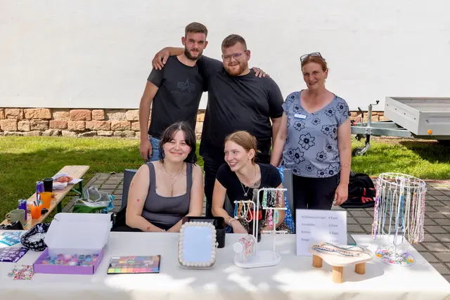 Frau Lehmann mit Familie | Foto: Johann-Peter Melder