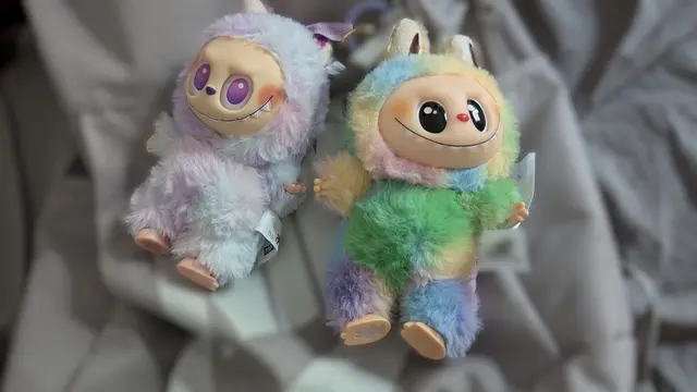 Labubu oder Lafufu - das ist die Frage, die sich vielen Sammlern stellt | Foto: Heike Schwitalla