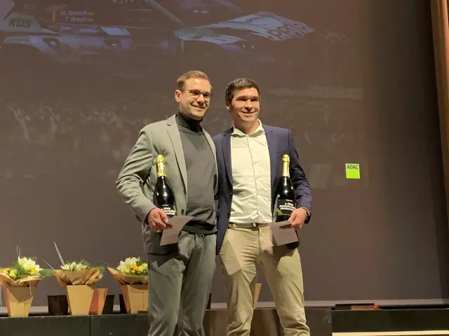 Im Vorjahr siegten Marijan Griebel (rechts) und sein Beifahrer Tobias Braun  | Foto: Michael Sonnick