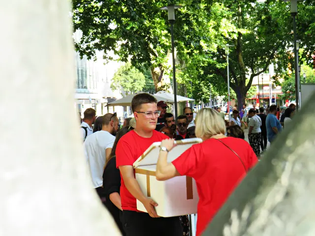 Nachschub bei der BASF Gastro | Foto: Brigitte Melder