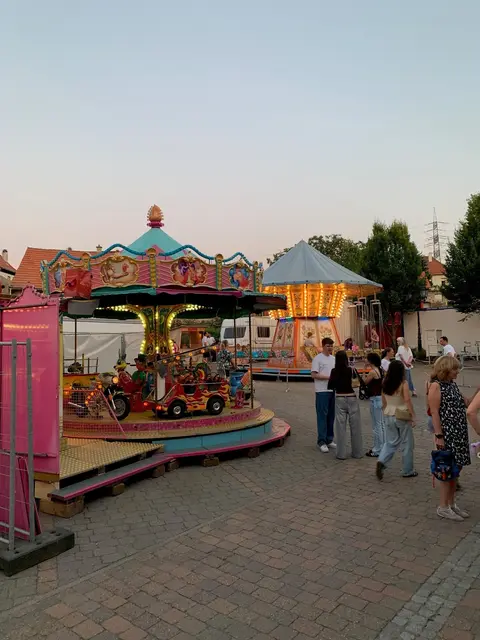 Kinderkarussel in Asselheim | Foto: Bohlander