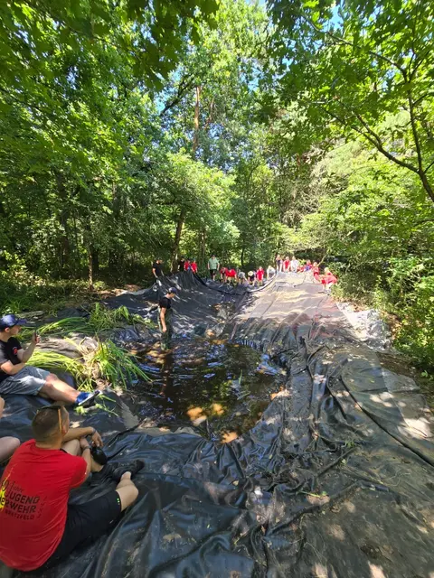 Der Teich füllt sich langsam | Foto: Berthold Müller
